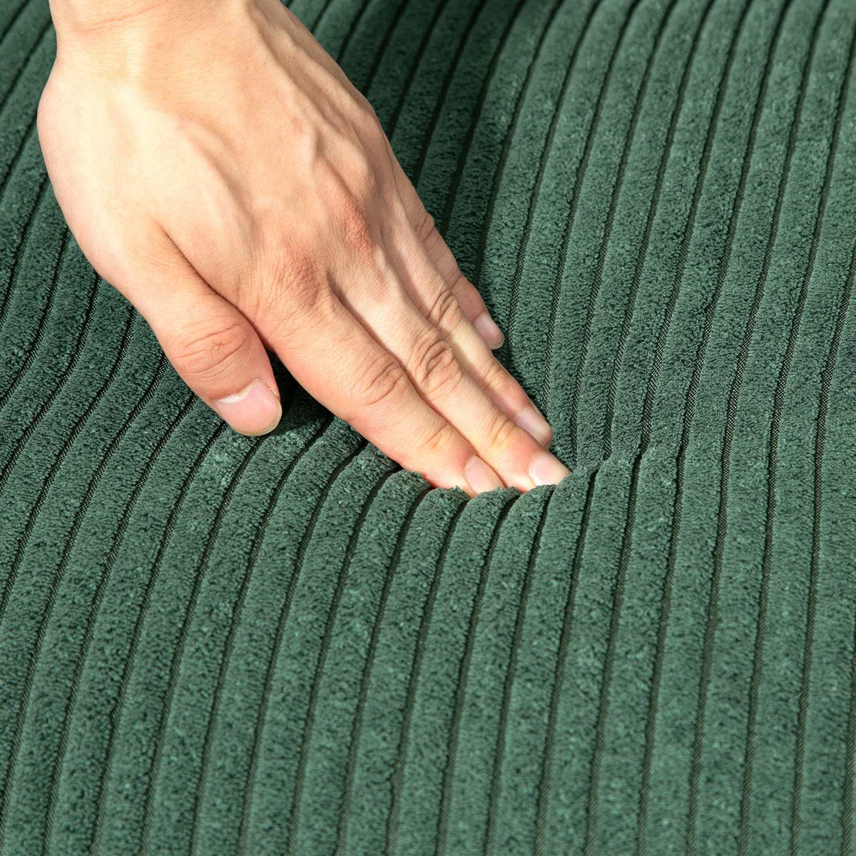 2 Seater Sofa, Corduroy Look Couch, Wooden Legs, Padded Upholstered Sofa, Double Sofa for Living Room, Bedroom, 117 x 56.5 x 77 cm, Green |