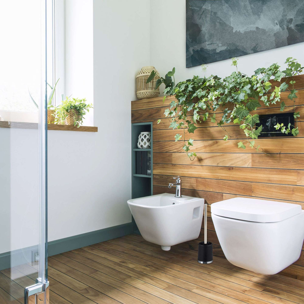 2 pcs. toilet brushes