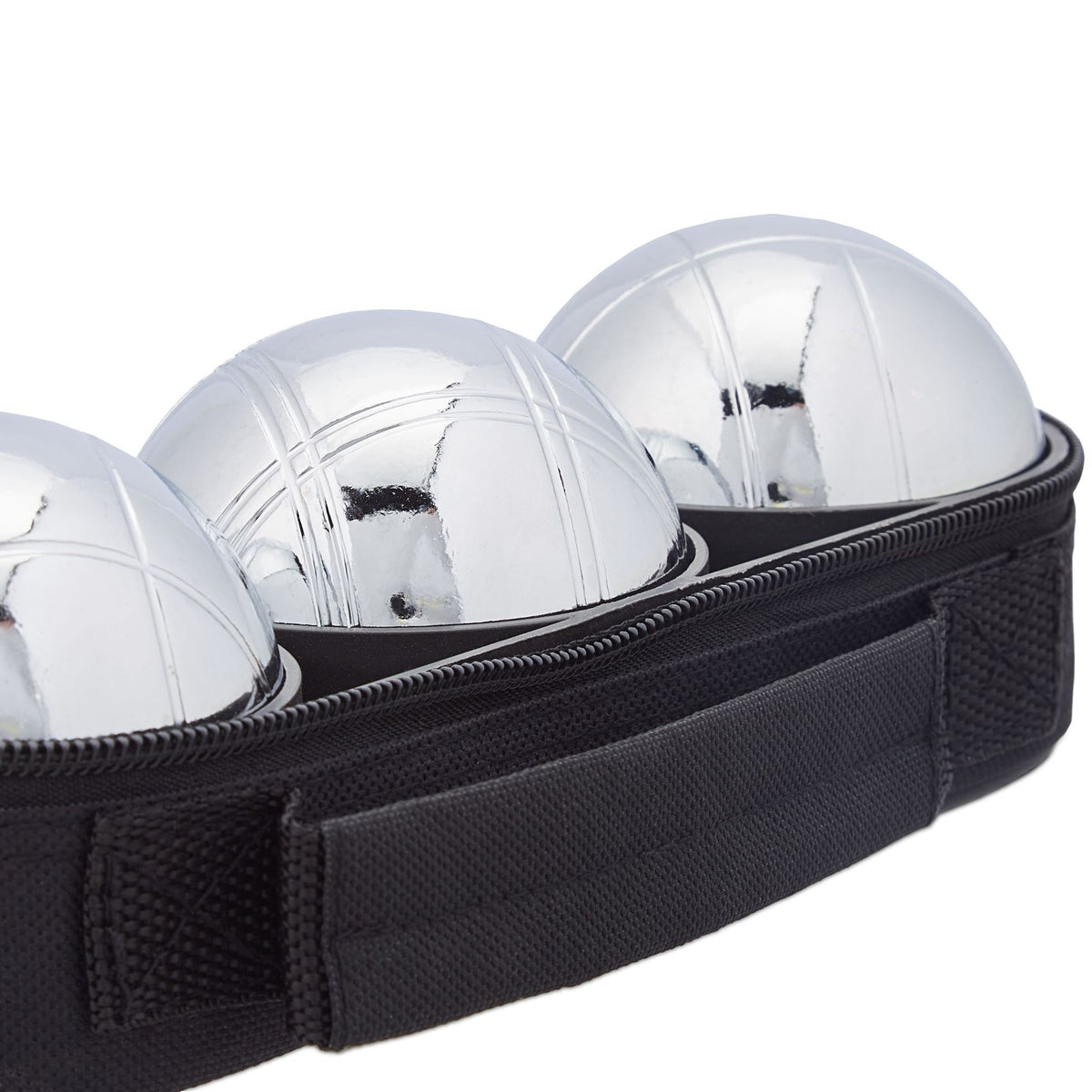 3 boules balls in a set