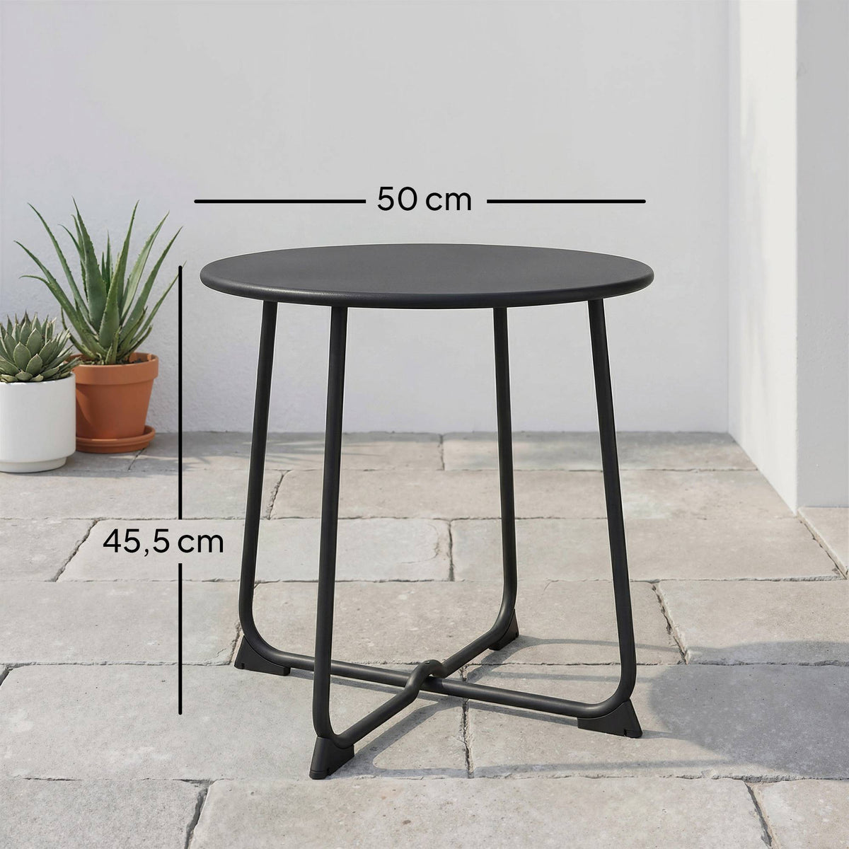 50 cm Round Outdoor Metal Table with Non-Slip Feet