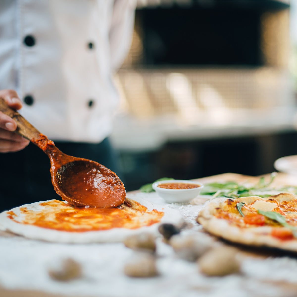 5 pcs. round pizza pans