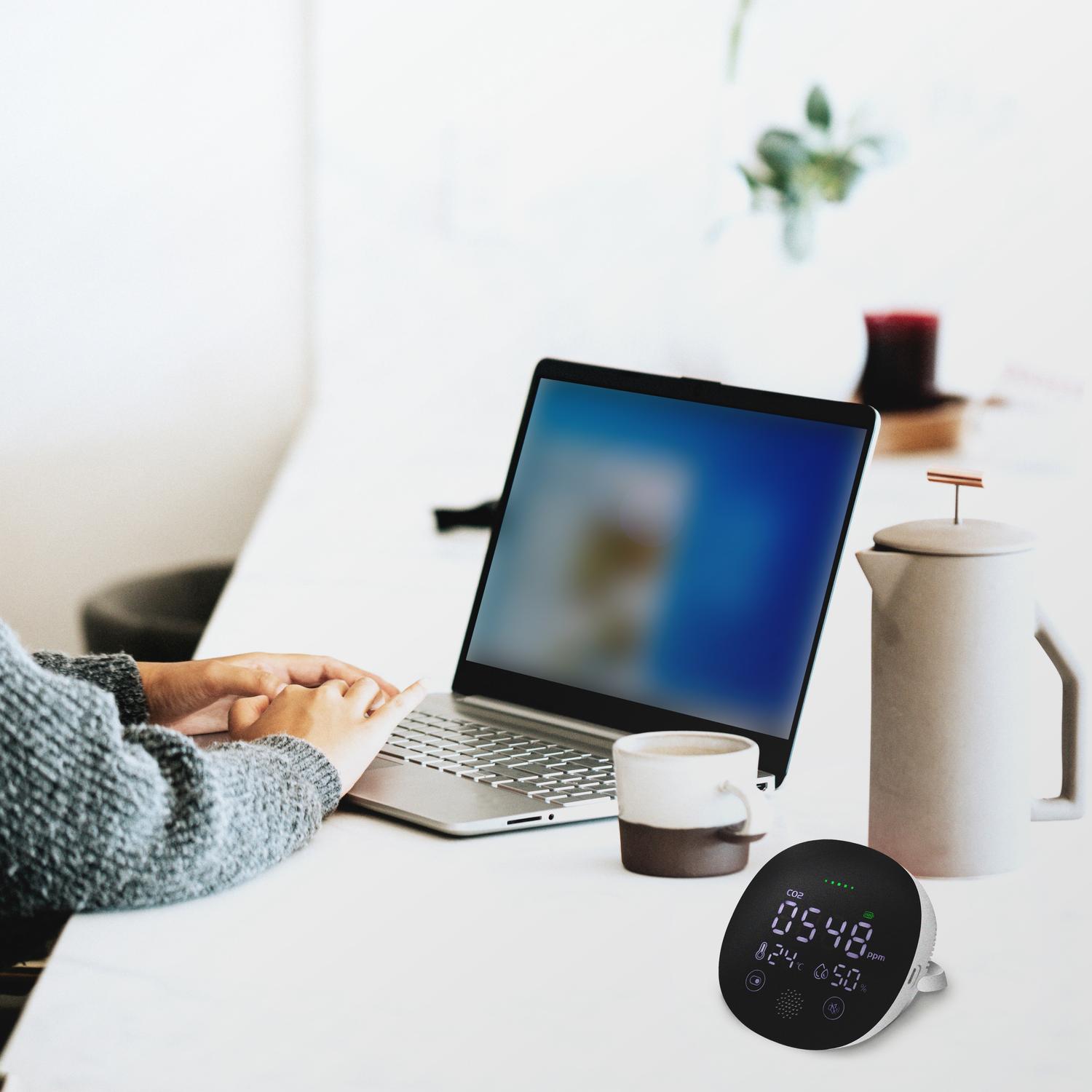 Air quality monitor Carbon dioxide alarm