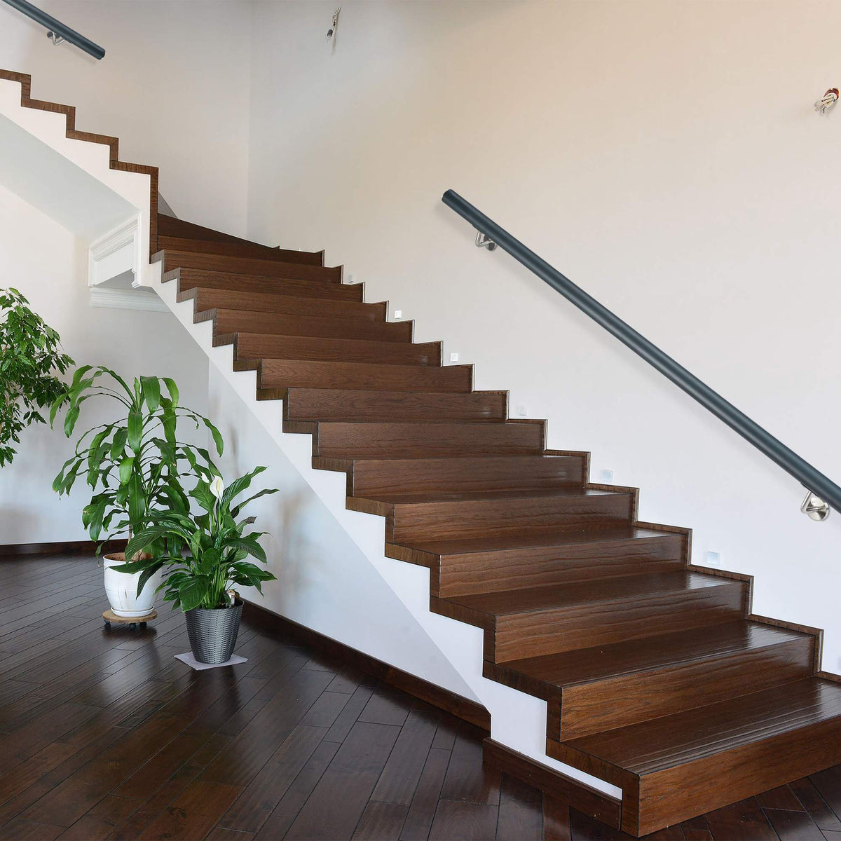 Aluminum handrail