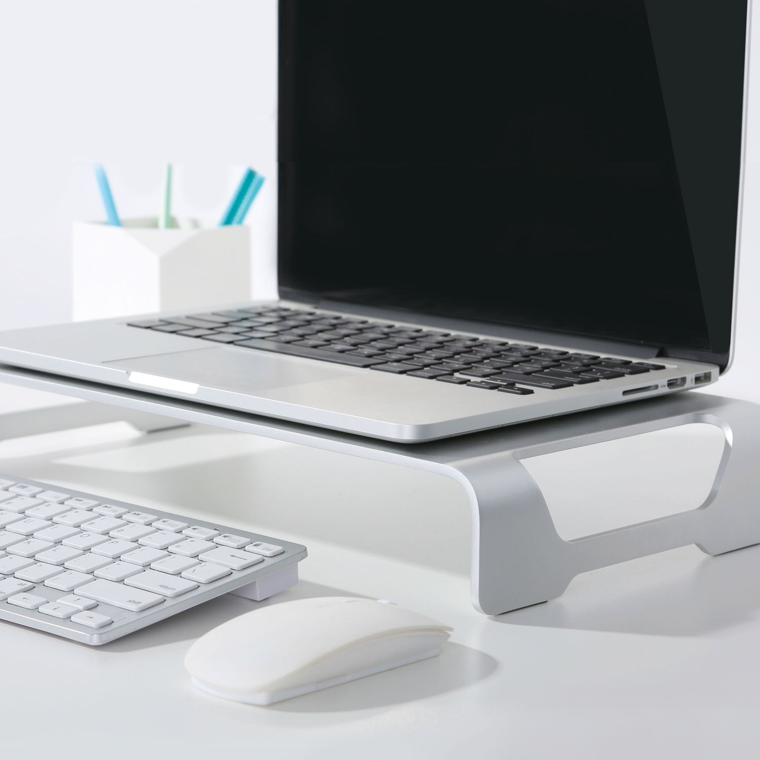 Aluminum monitor stand