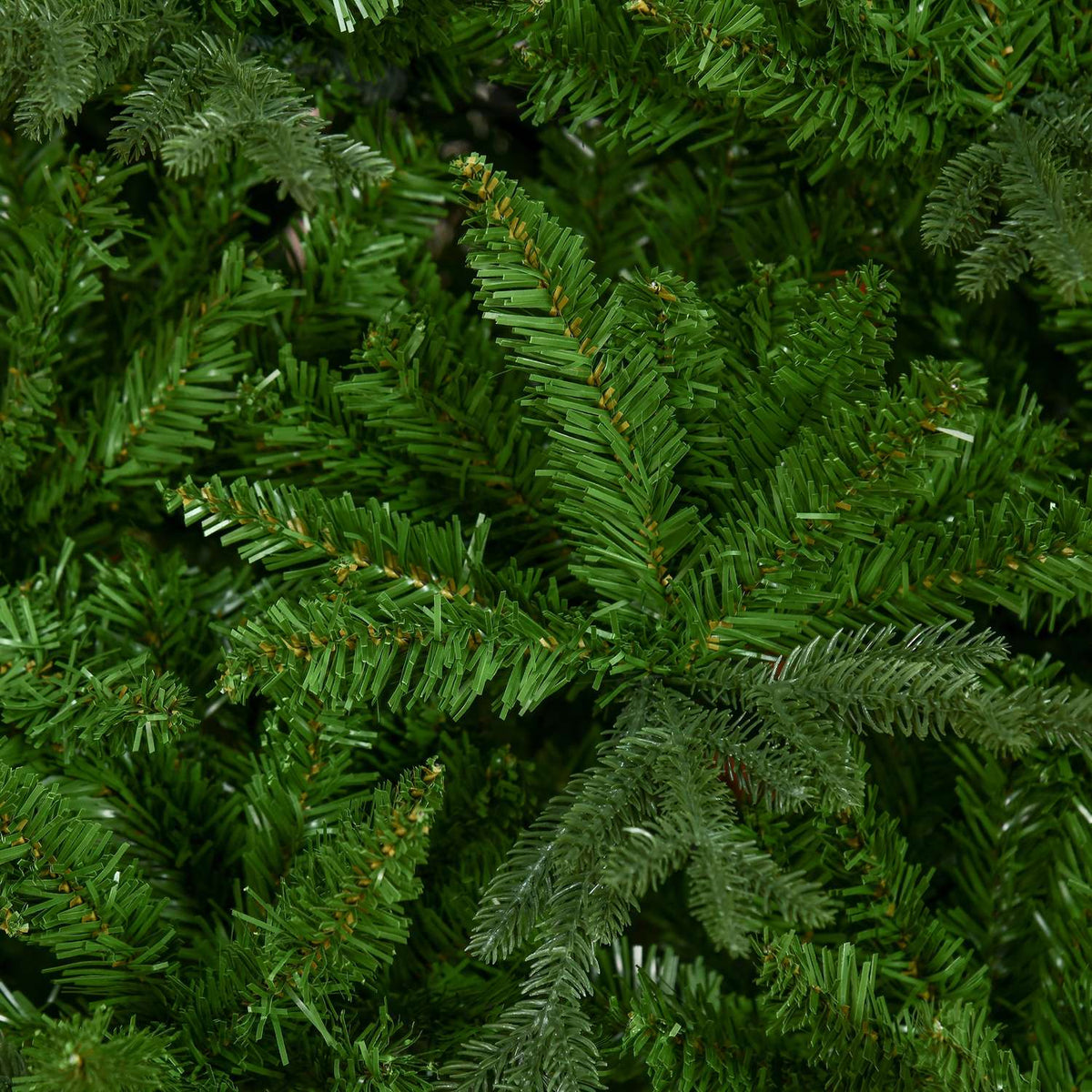 Artificial Christmas Tree 210 Cm With 2551 Branch Tips Christmas Tree With Base Flame-Retardant Pvc Pe Metal Green