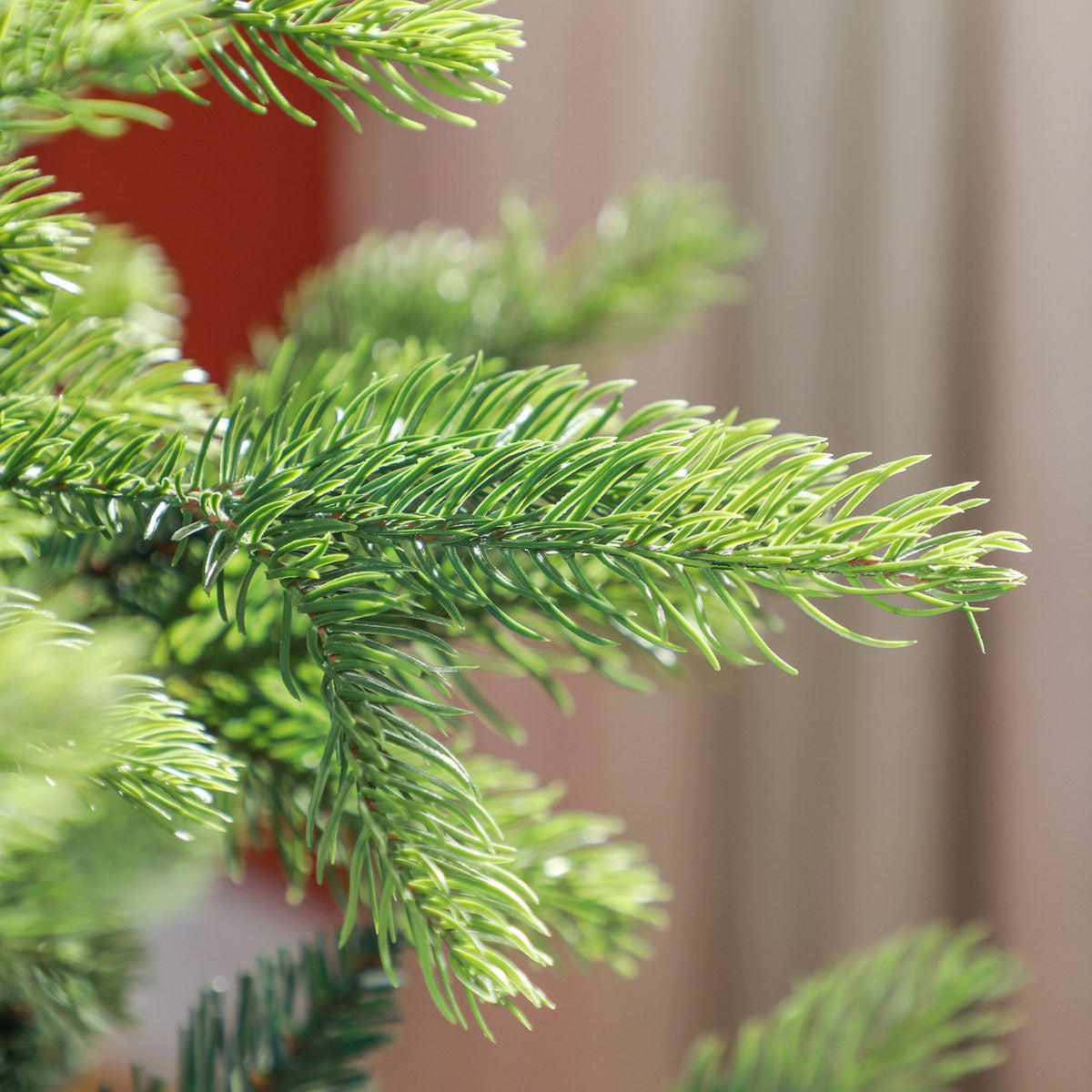 Artificial Christmas tree 180 cm with 1700 tips, foldable & sturdy metal stand, ideal for Christmas decorations, green
