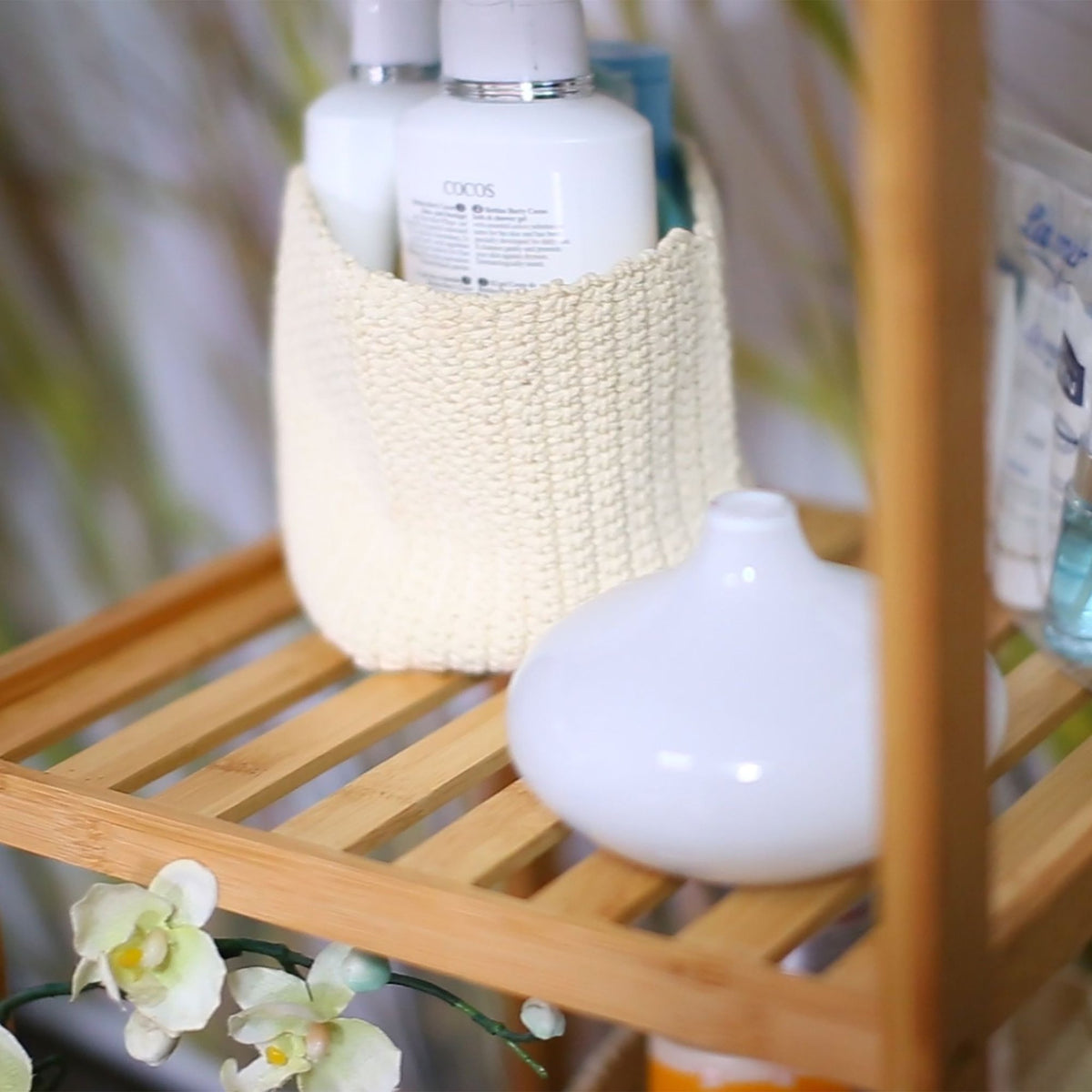 Bamboo bathroom shelf with 4 shelves