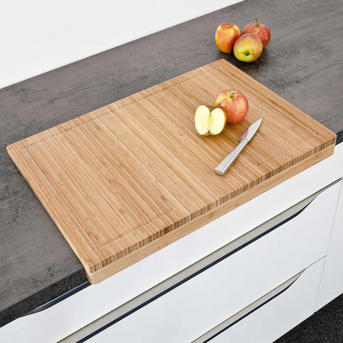 Bamboo cutting board with Juice Groove