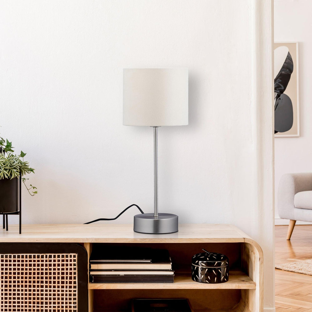 Bedside lamp with touch function