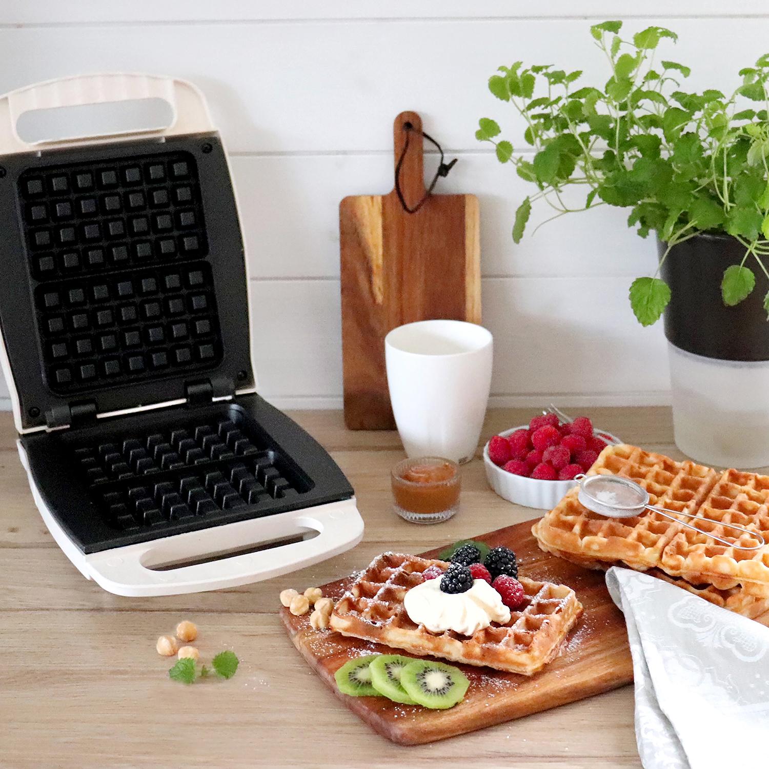 Belgian Waffle Iron Classic 902