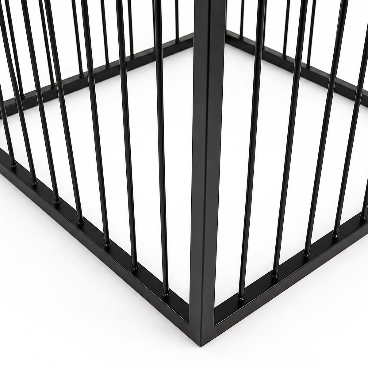 Black Iron Plant Stand, 61 cm – Modern Lattice Design