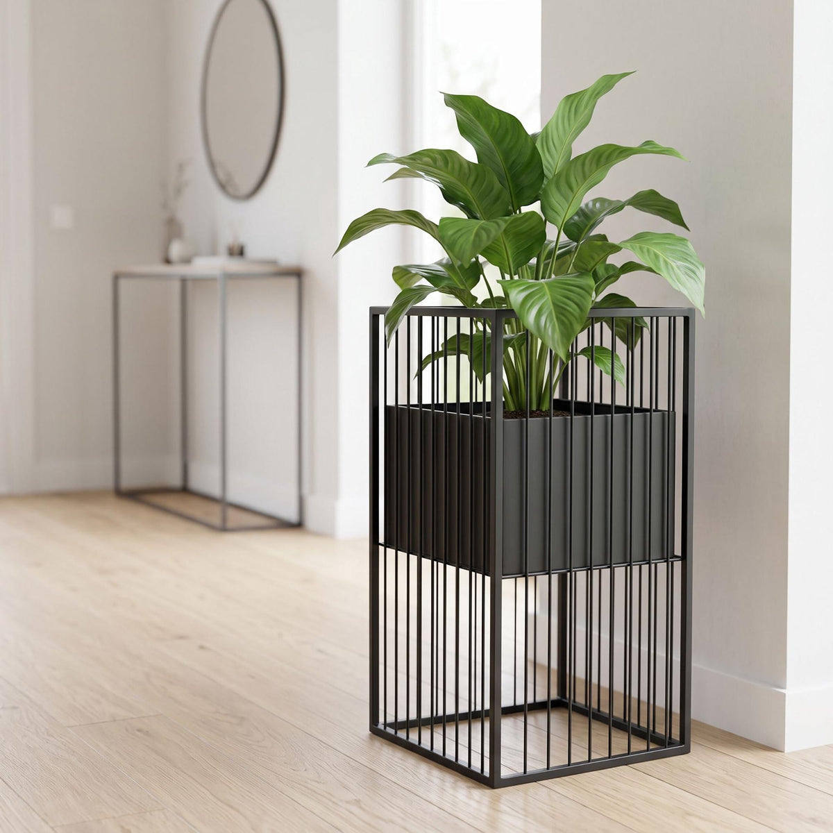 Black Iron Plant Stand, 61 cm – Modern Lattice Design