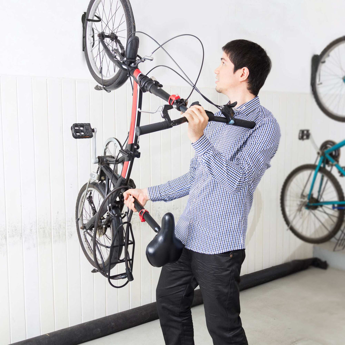 Black wall bracket for bicycles - 2 pcs