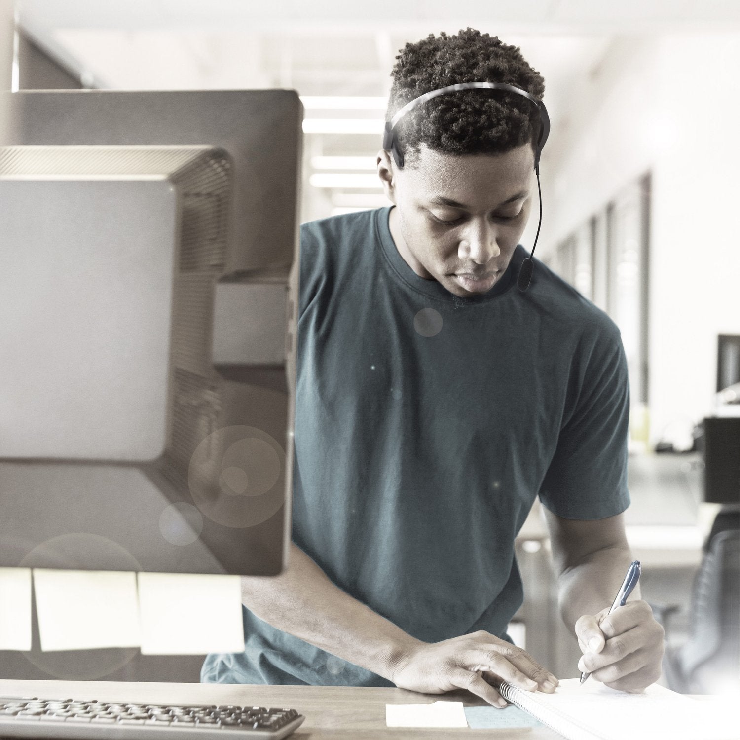 Bluetooth headset Mono incl. charging stand