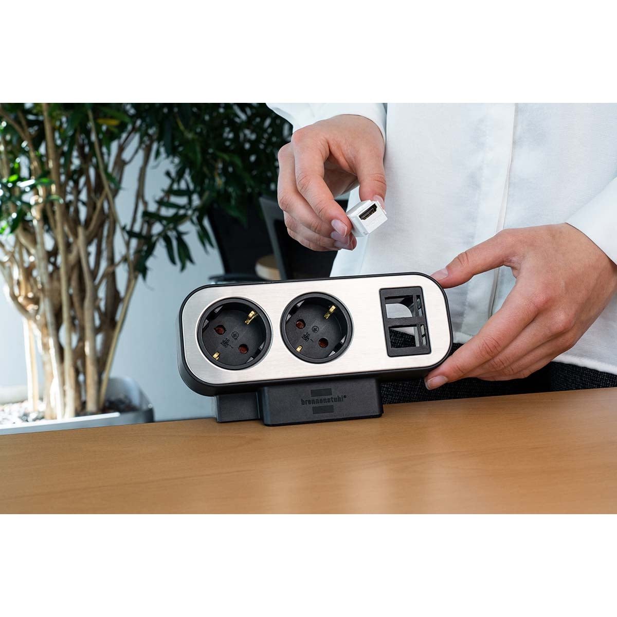 Brennenstuhl®Estilo Duplex power strip with surge protection, 2x Keystone modules, 9x safety sockets, silver / black