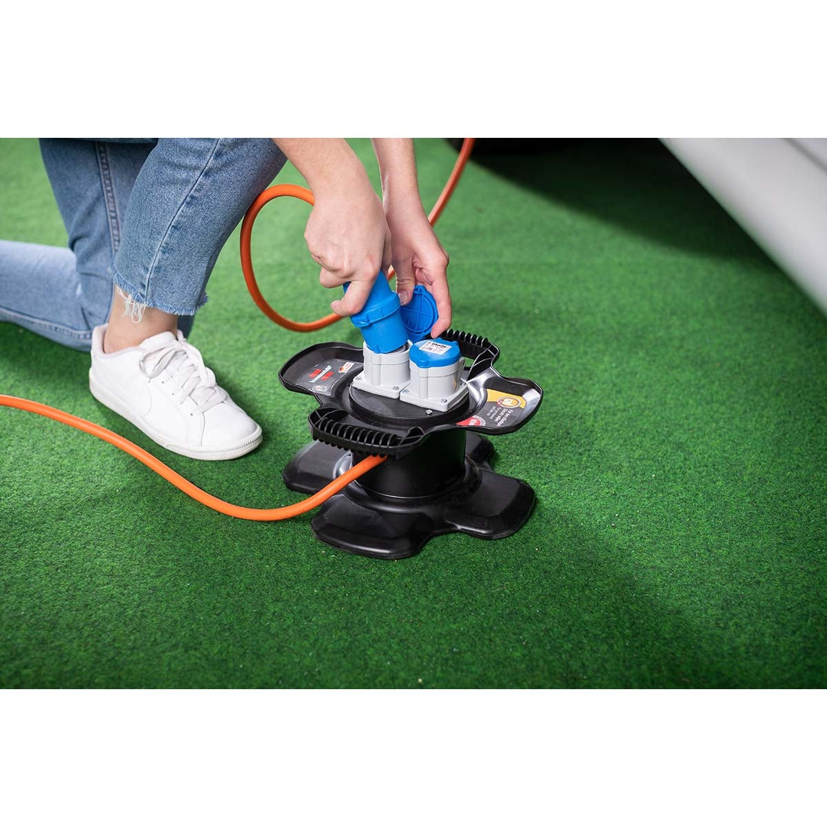 CEE Cable reel made of special rubber compound (10 m cable in orange, Camping Cable reel for permanent outdoor use IP44, 2x CEE sockets, 3x Sockets )