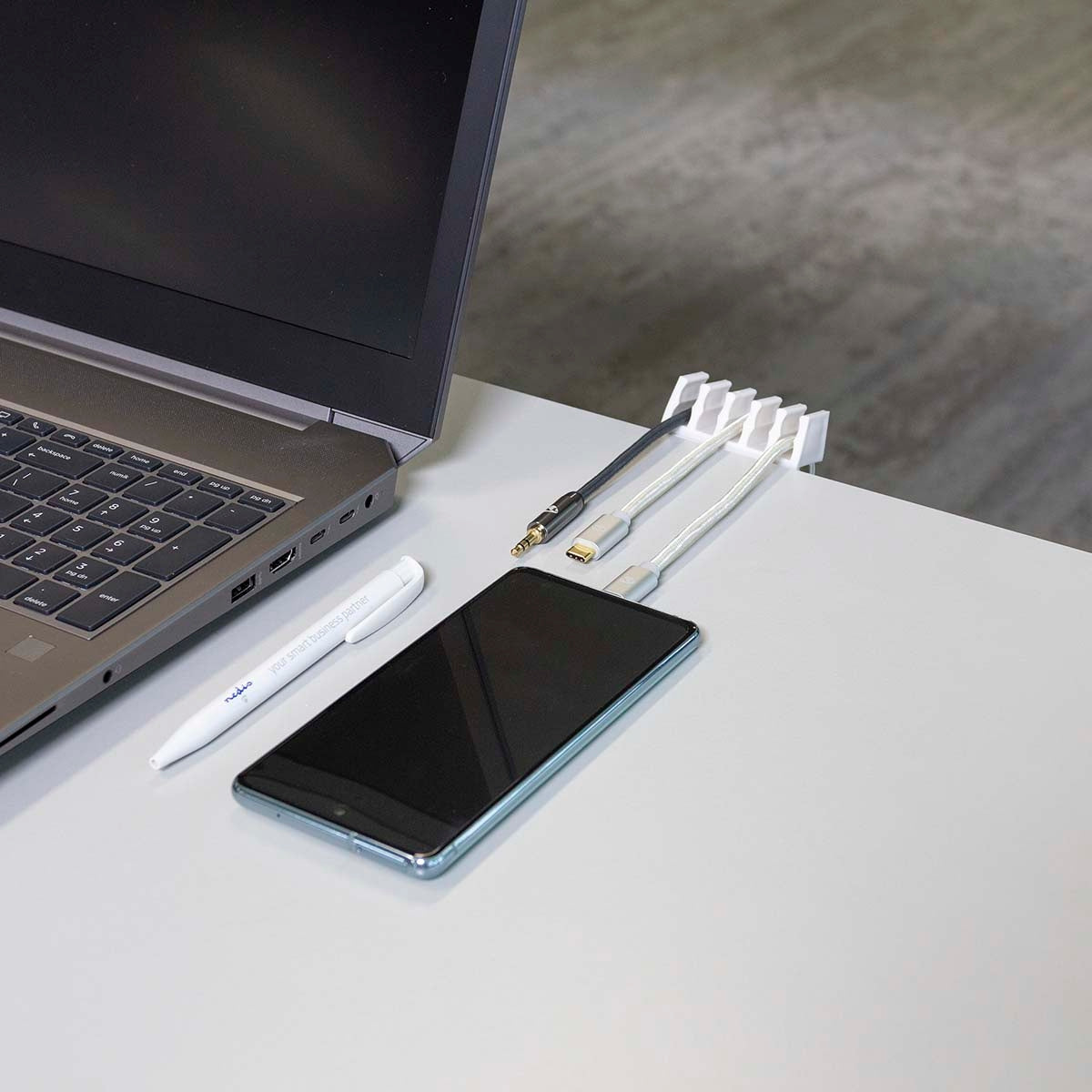 Cable Management | Cable clamp | Click and Go | 2 pcs. | Number of seats: 5 Discs | Maximum cable thickness: 7.1 mm | Polypropylene | White