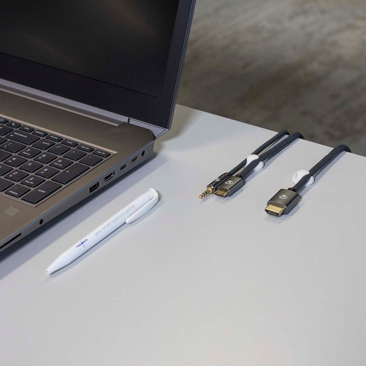 Cable Management | Cable clamp | Click and Go | 6 pcs. | Number of seats: 2 Discs | Maximum cable thickness: 5.3 mm | TPE | White