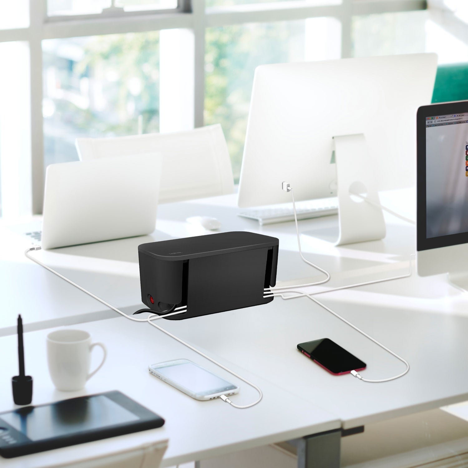 Cable box - Cable hider with branch socket + USB-A/USB-C charging Black