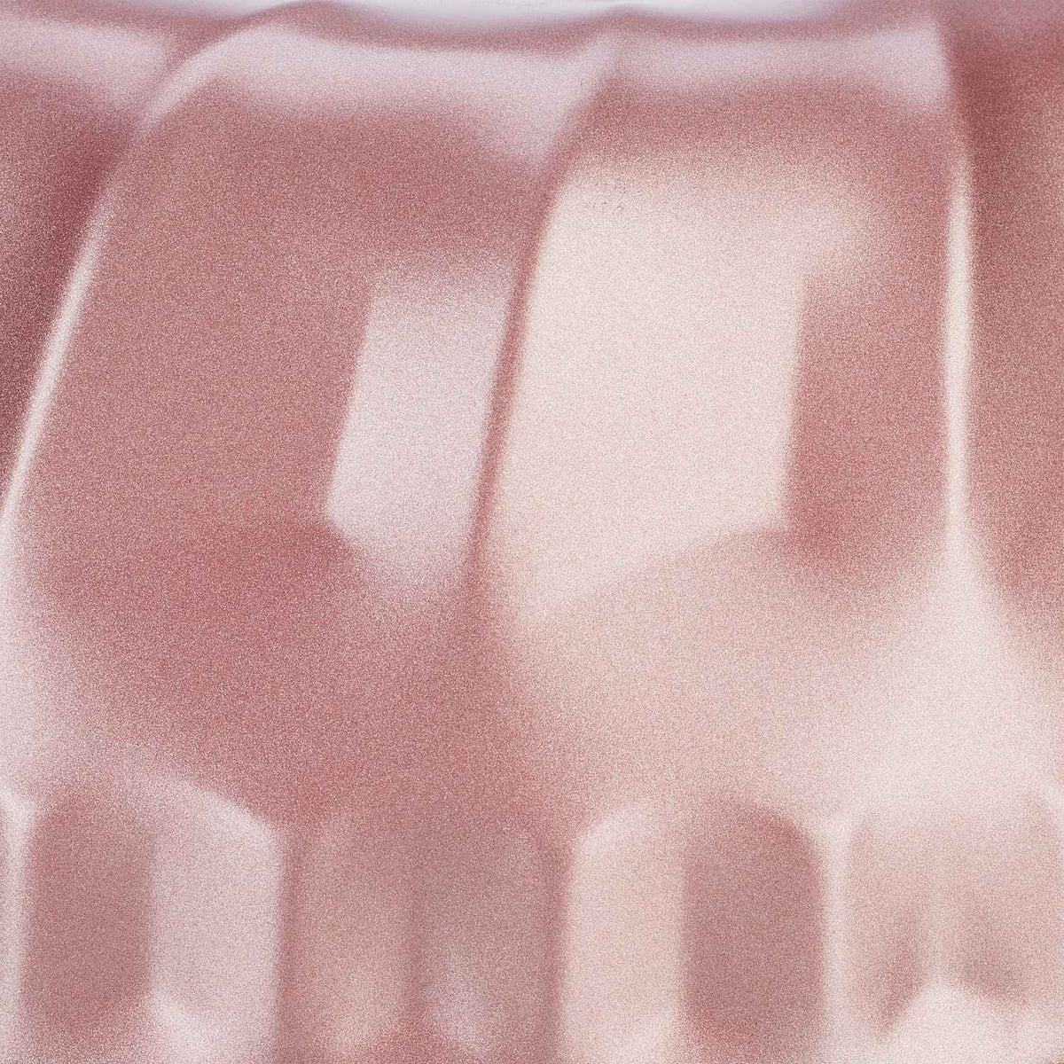 Cake form in rose wine