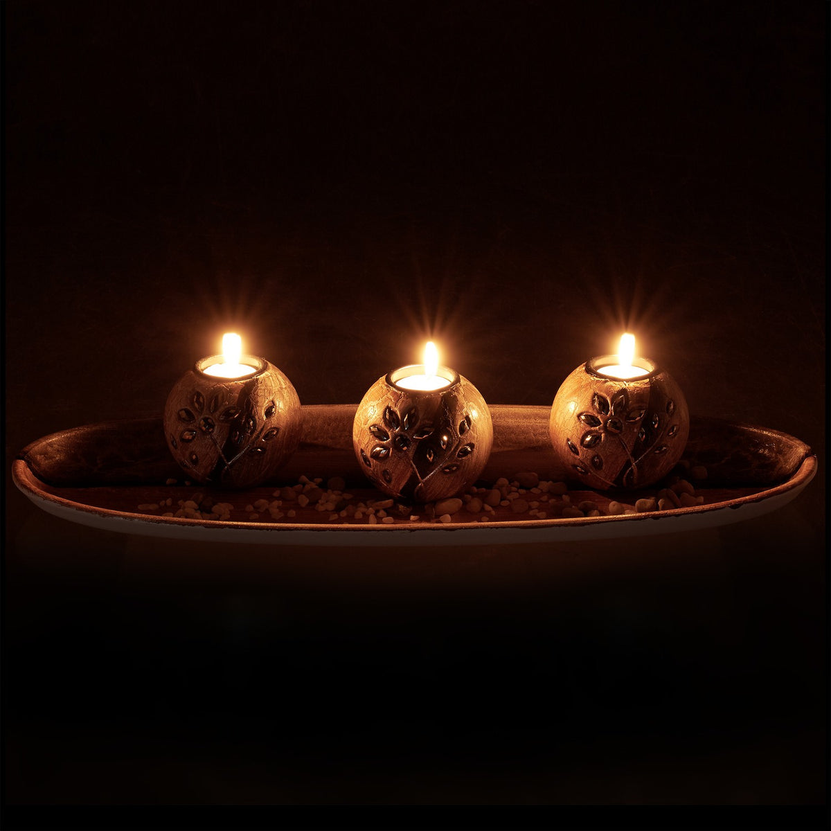 Candle holder with tealight holder