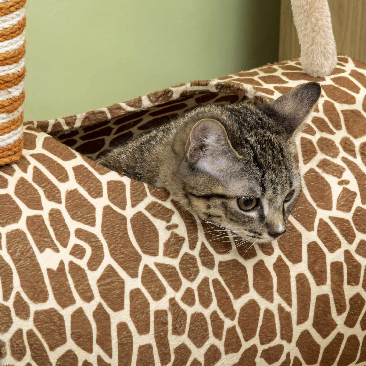 Cat Tower 101cm Giraffe Design with Tunnel & Jute Posts