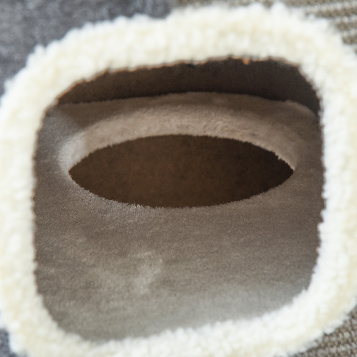 Cat Tree Scratching Barrel With 3 Levels, Chipboard, Velvety Polyester, Sisal, Gray + White, 40X40X74Cm