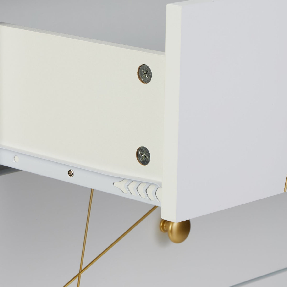 Chest of 4 drawers