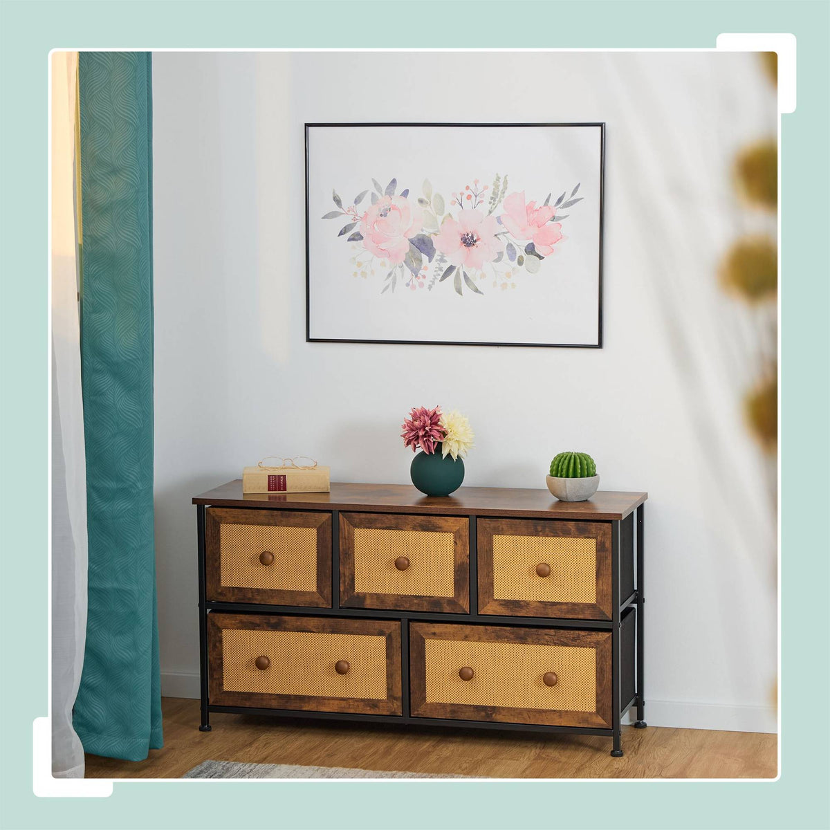Chest of 5 drawers in rattan look