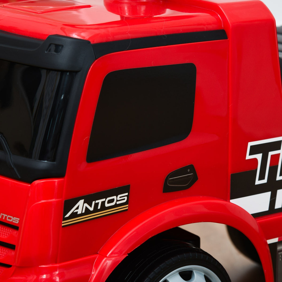 Children'S Ride-On Car Ride-On Vehicle From Mercedes Antos Truck Style With Light For Children From 12 To 36 Months Red + Black 62.5X28.5X45Cm