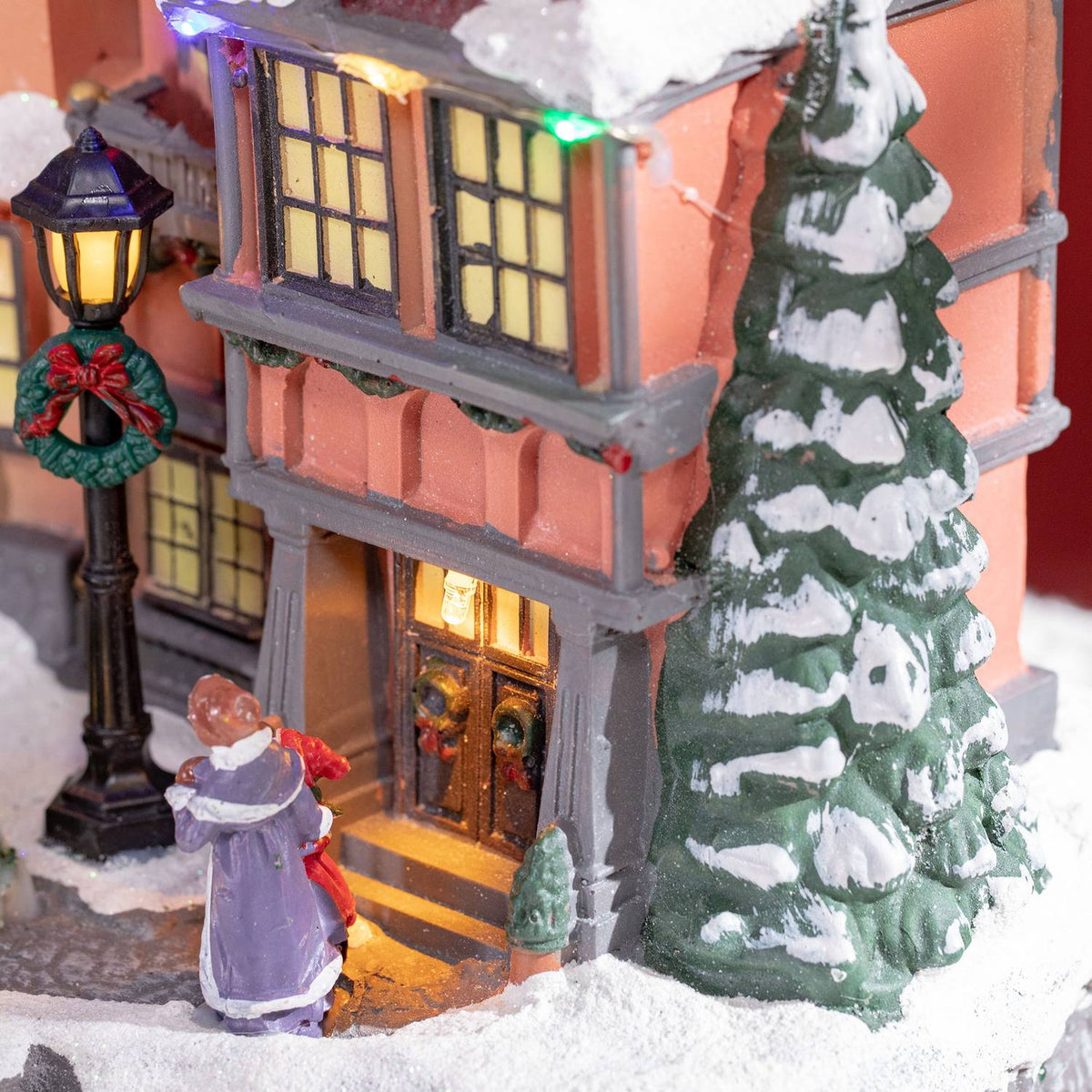 Christmas decoration outside animated Christmas decoration with 22 LEDs, illuminated winter wonderland set 38.5 x 20.5 x 33 cm