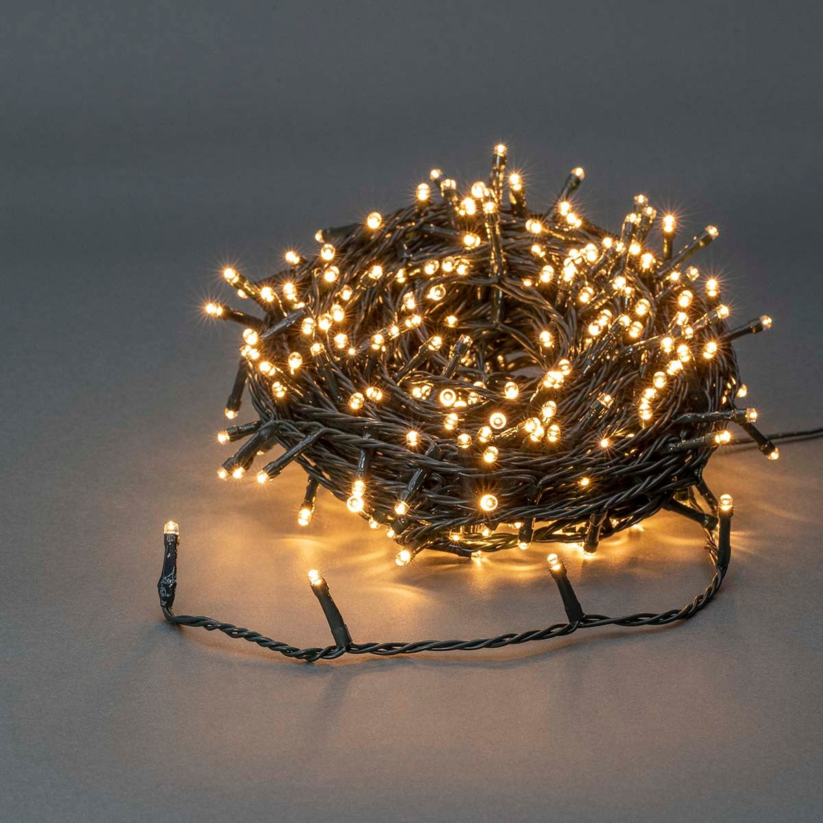 Christmas lights | String | 720 LEDs | Warm White | 54.00 m | Lighting effects: 7 | Indoors or Outdoors | Power adapter