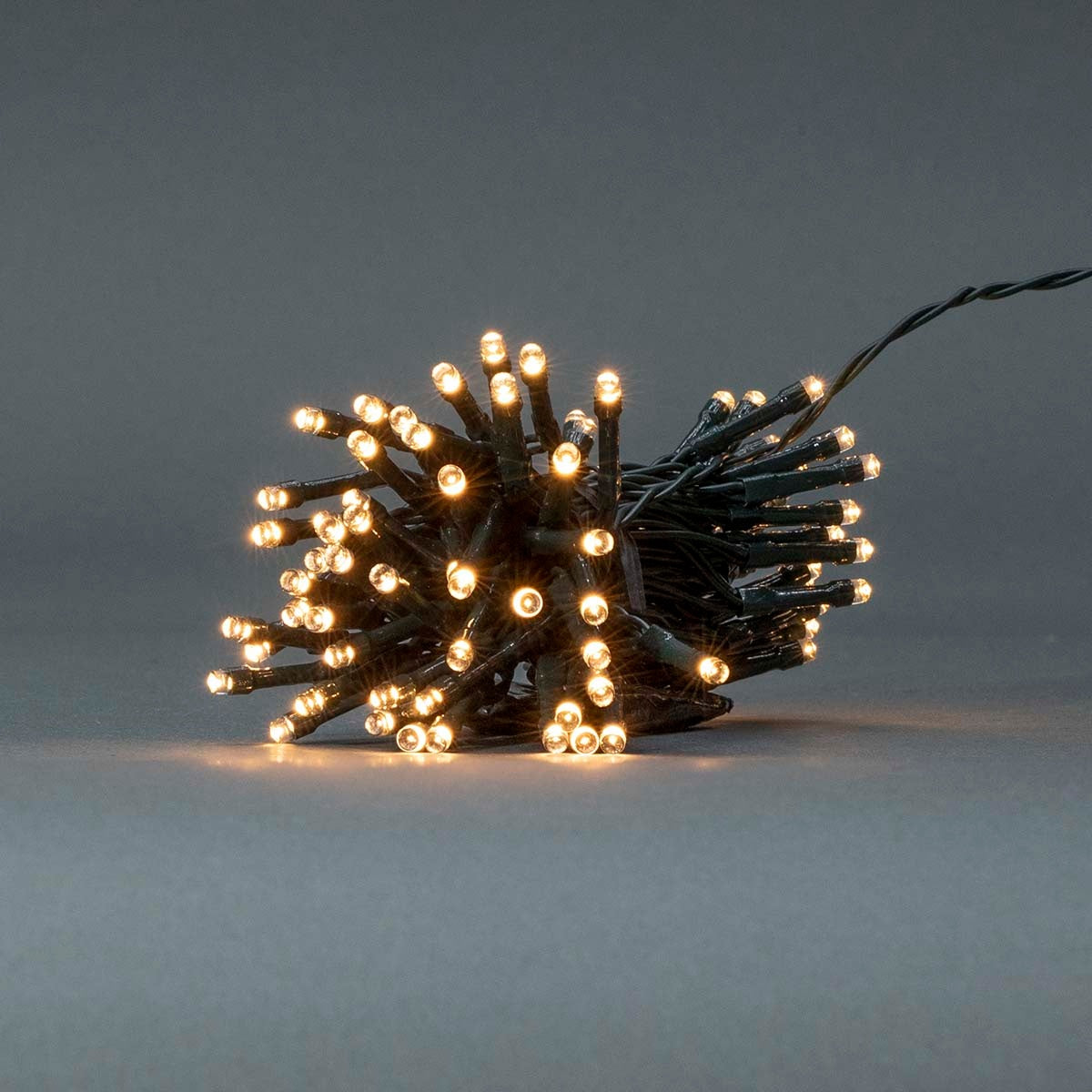 Christmas lights | String | 96 LEDs | Warm White | 7.20 m | Lighting effects: 7 | Indoors or Outdoors | Battery powered