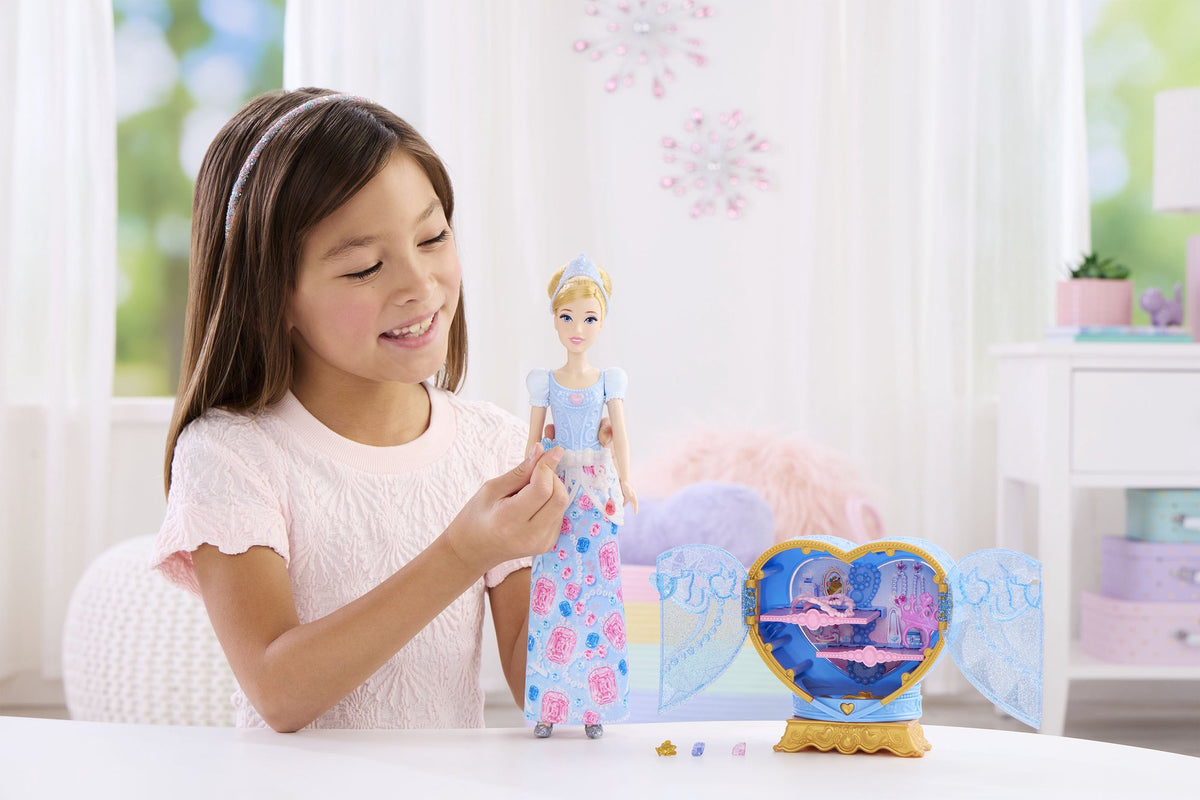 Cinderella Heart Wand with Doll and Accessories Set