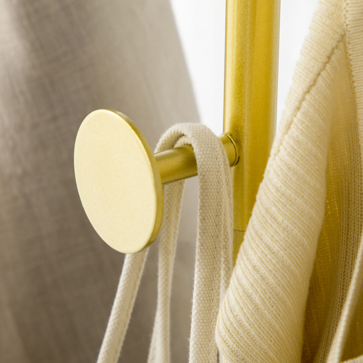 Coat stand, clothes stand with hooks, marble base coat rack for clothes, hats, for living room, entrance, 35 x 25 x 170 cm, gold + black