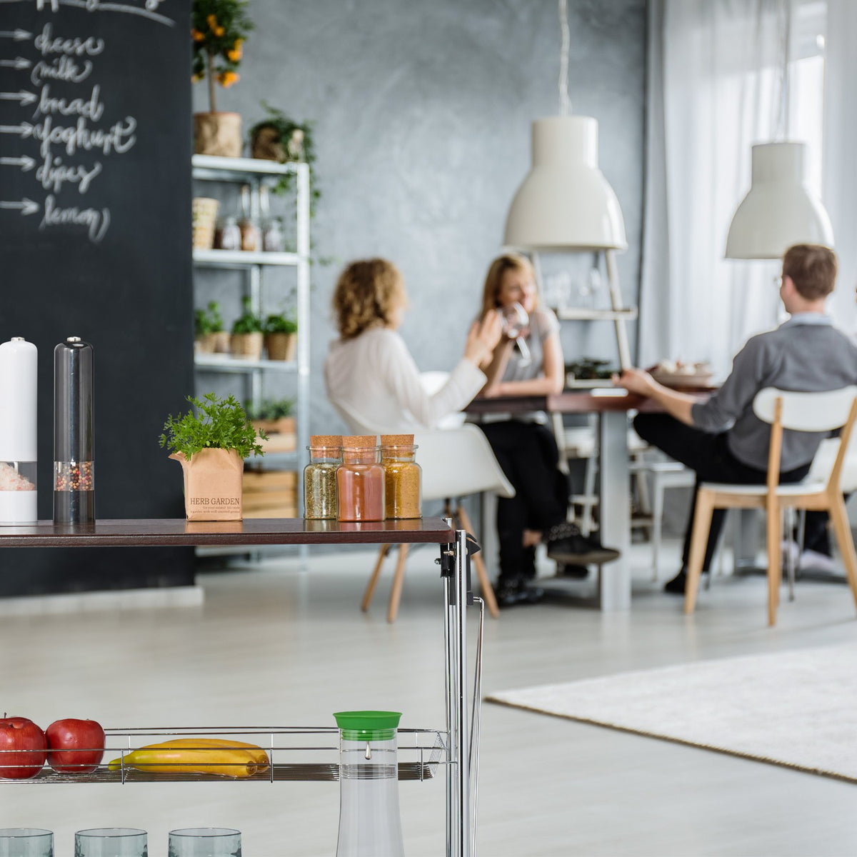 Collapsible serving trolley