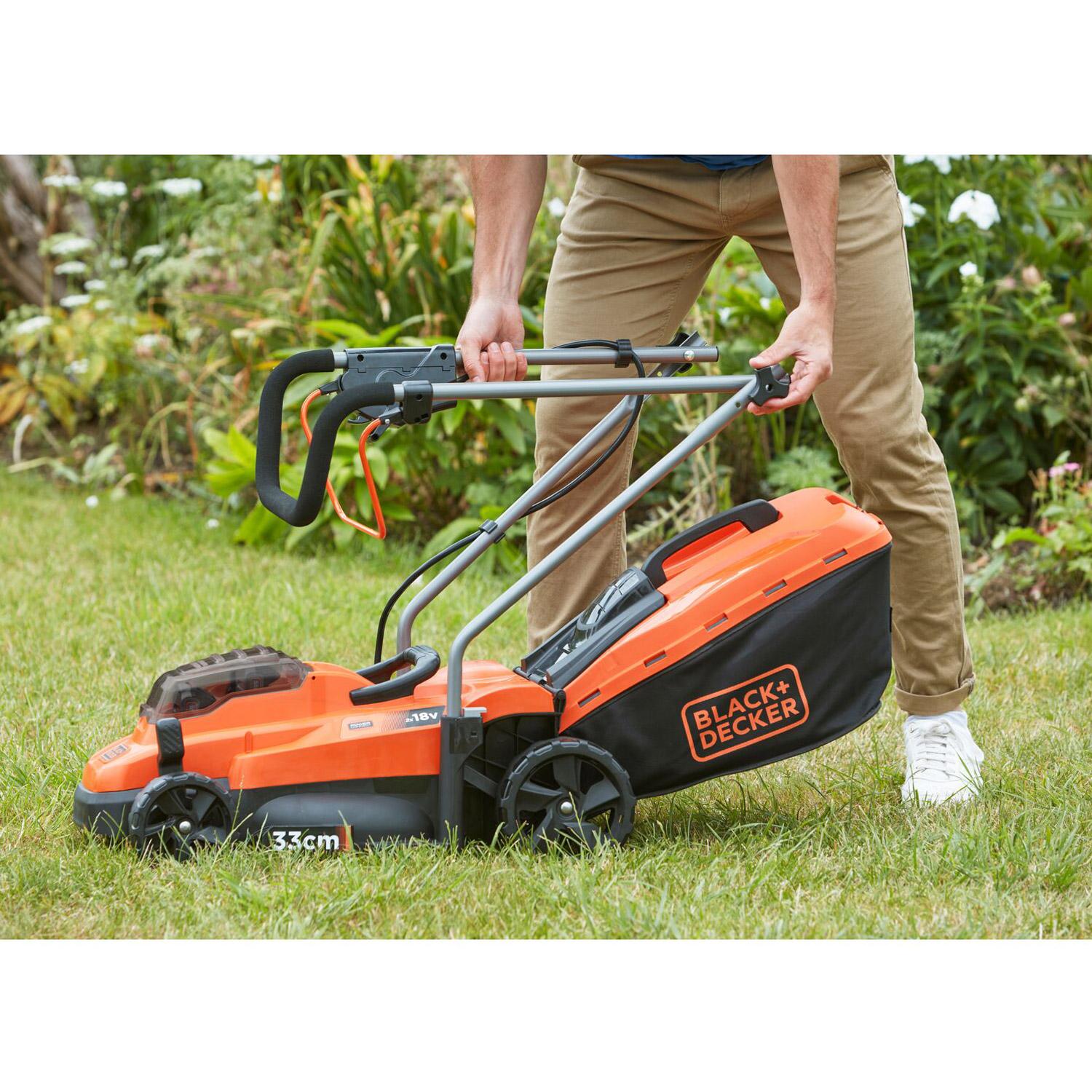 Cordless Lawn Mower 33cm, 2x18V 2.5Ah Batteries Included