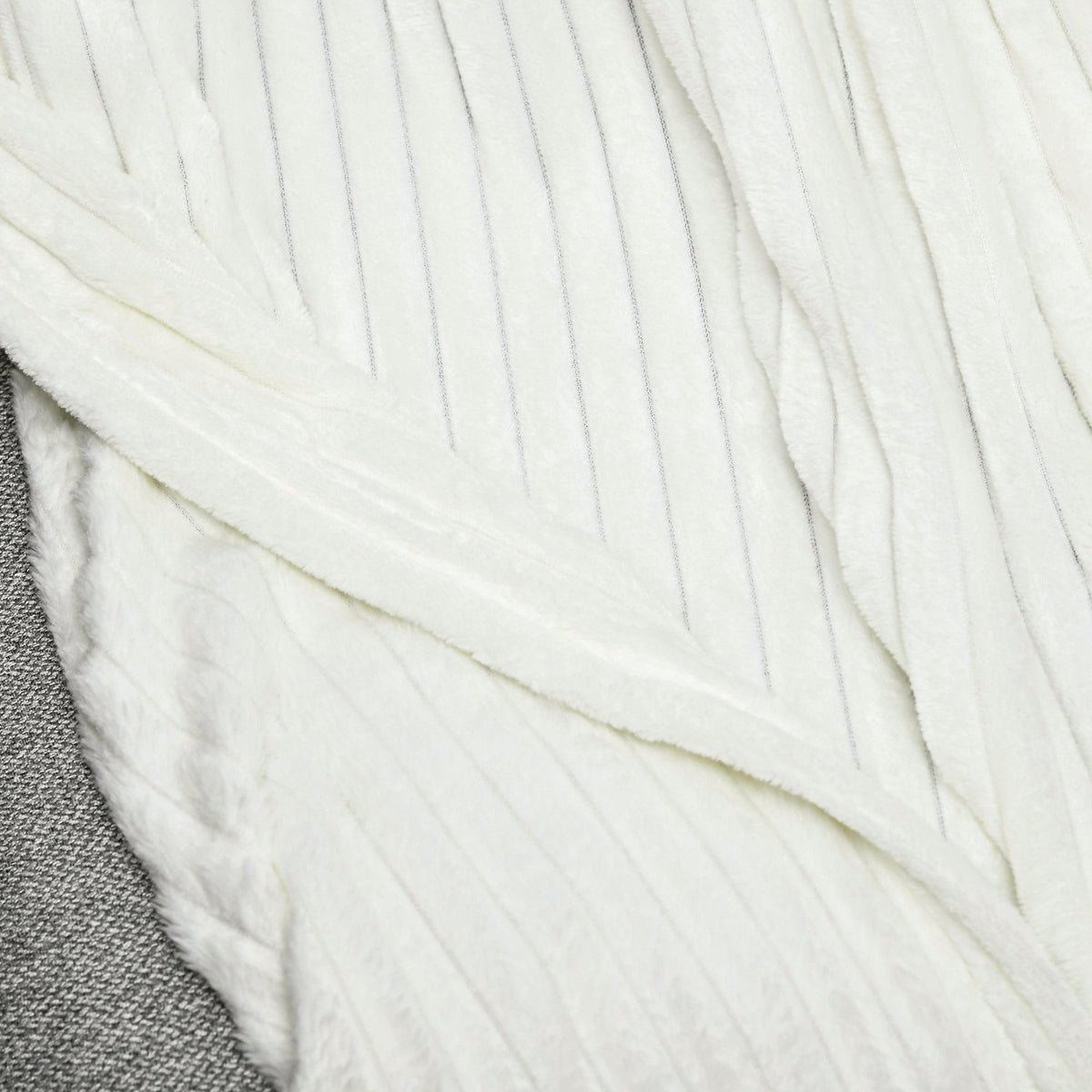 Cuddly Blanket, Fluffy Fleece Blanket, 203 X 152 Cm, Ideal As A Sofa Throw For Two, Sofa Blanket For Bed And Couch, Cream