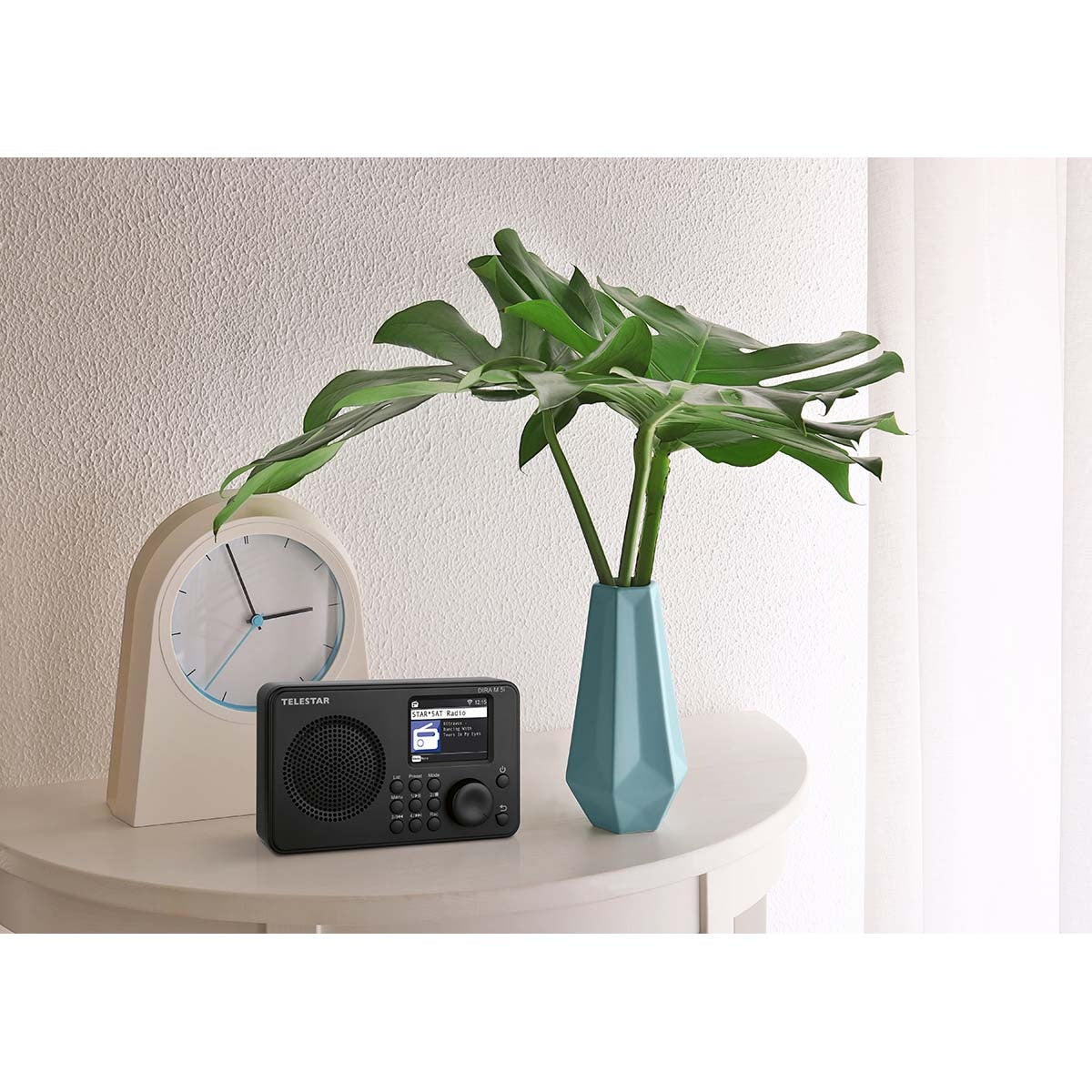 DIRA M 5i Internet Radio Black