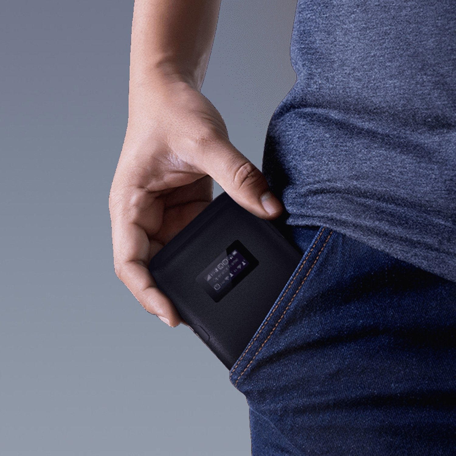 DWR-933 4G/LTE cat6 WiFi Hotspot 300Mbps