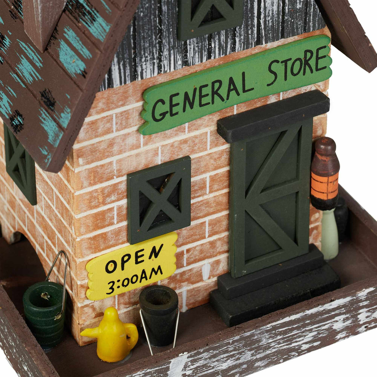 Decorative birdhouse shop design