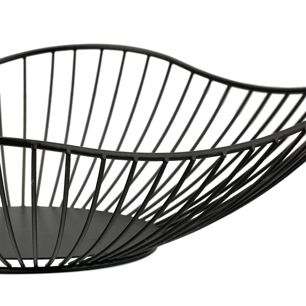 Decorative metal fruit bowl