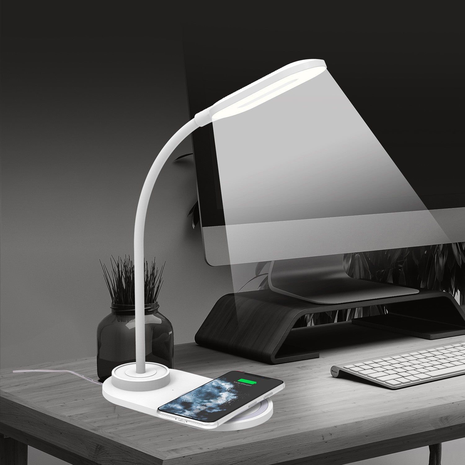 Desk lamp with wireless charging 10W