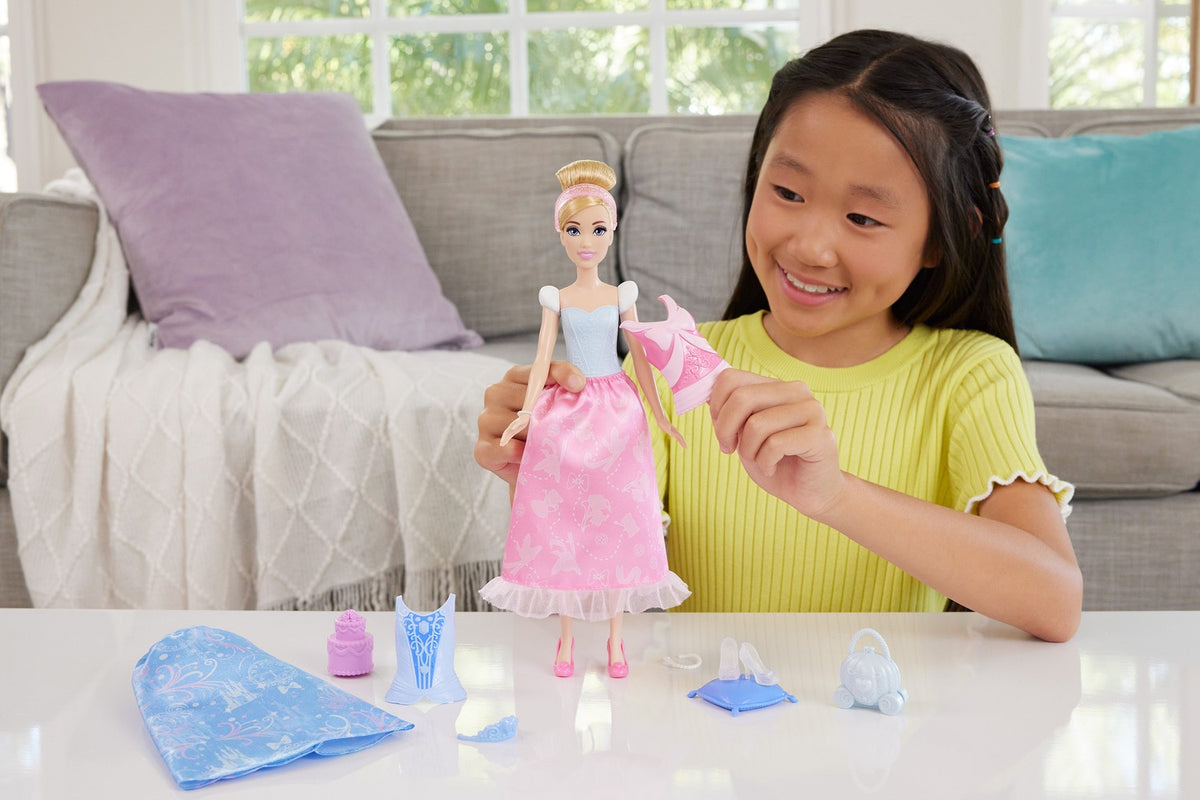 Disney Princess Fashion Cinderella