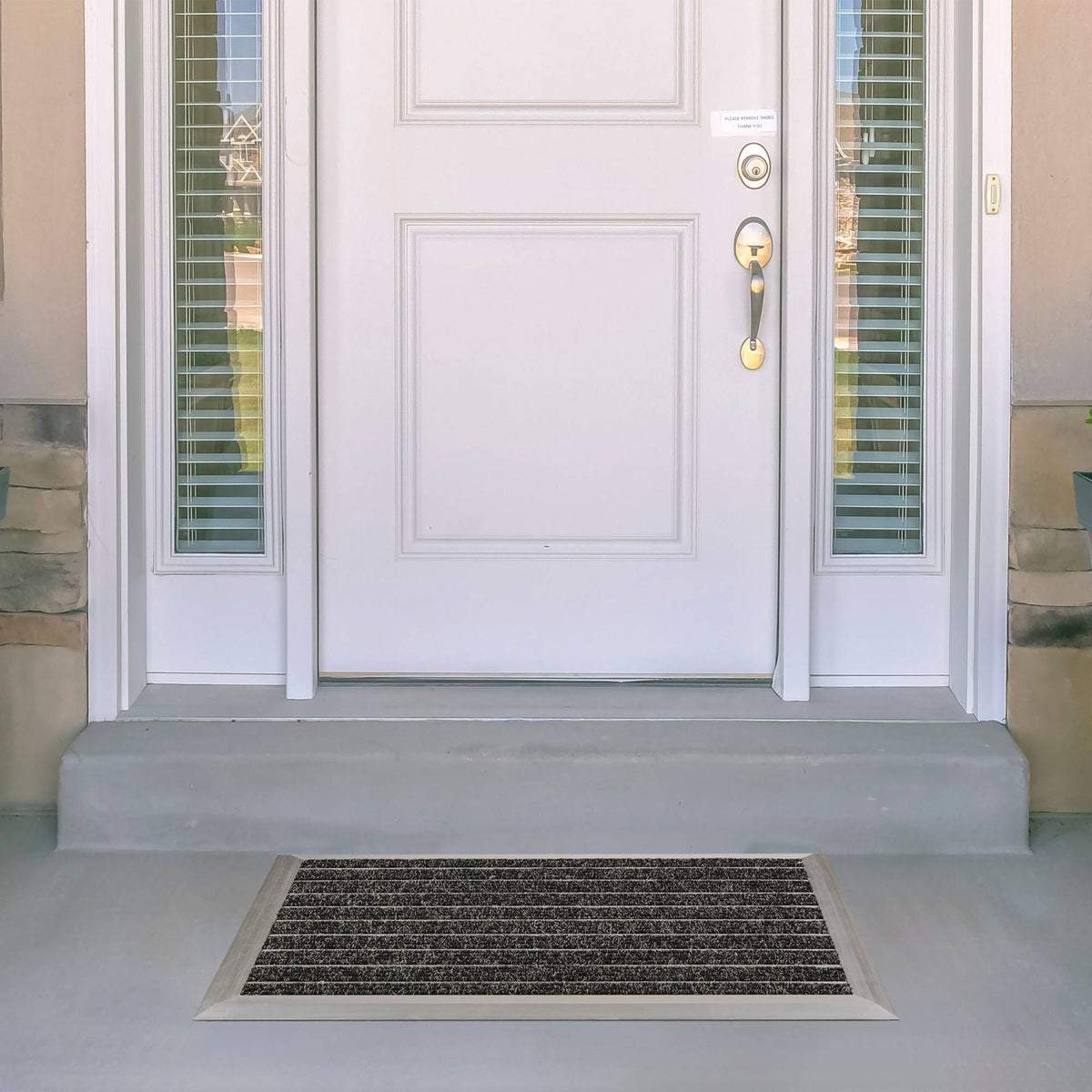 Doormat in aluminum black