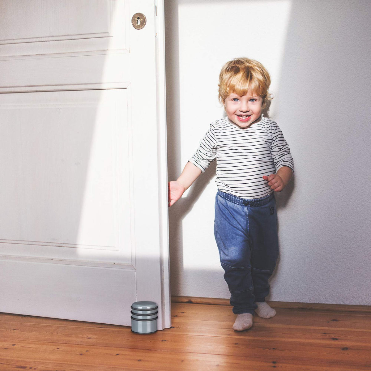 Door stop with rubber rings