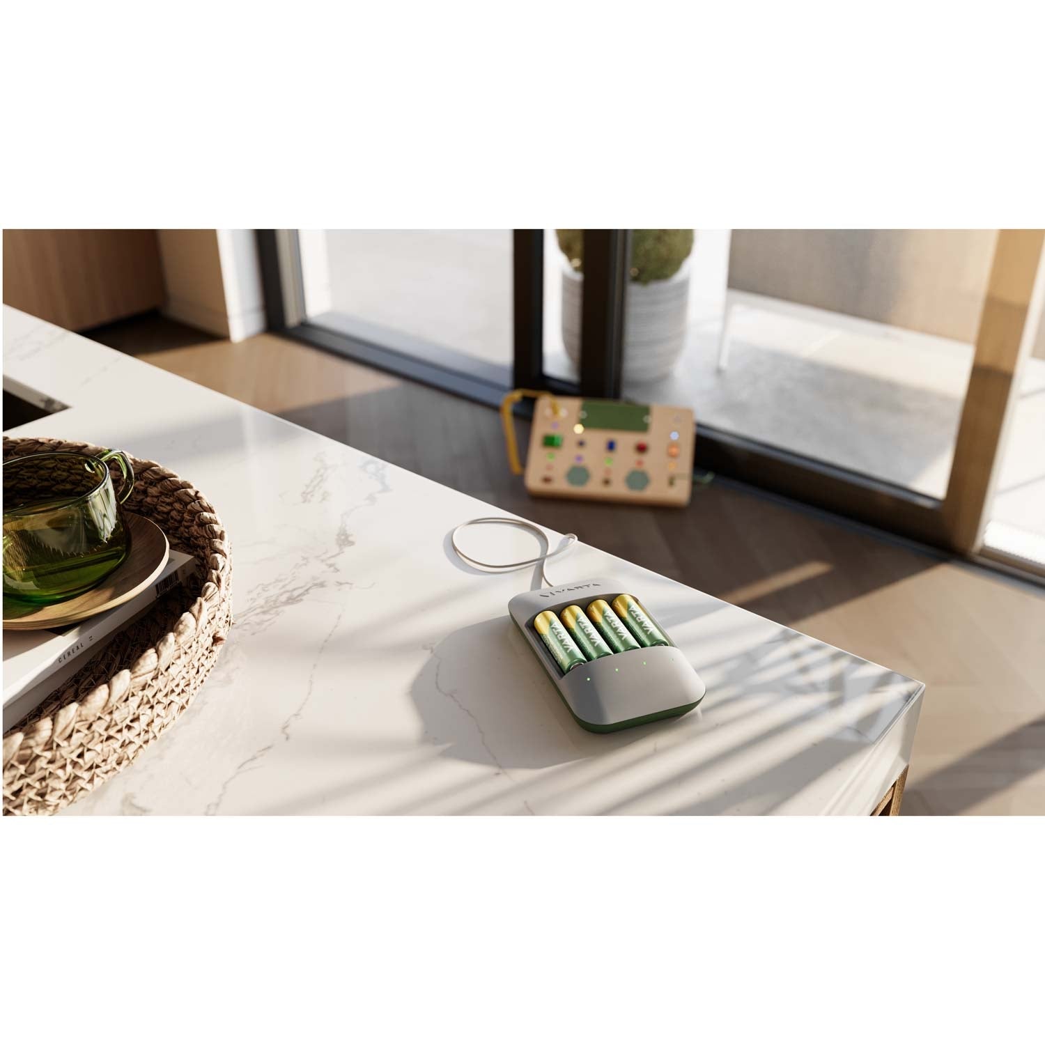 Eco Charger Pro Recycled incl. 4x AA 2100 mAh