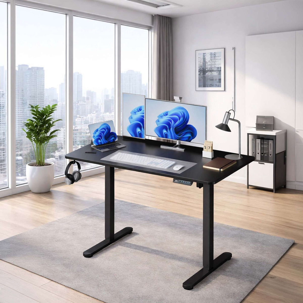 Electric Height-Adjustable Desk – Wood-Effect Top, Memory