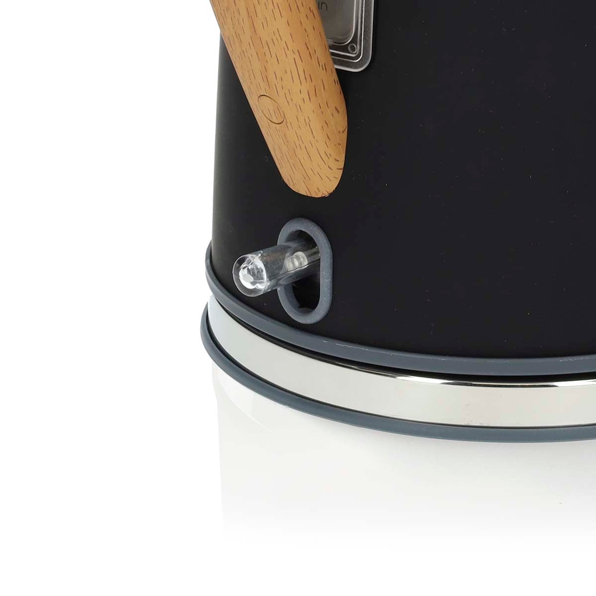 Electric Kettle | 1.7 l | Soft-Touch | Black | Rotatable 360 degrees | Concealed heating element | Strix® controller | Boil-dry protection