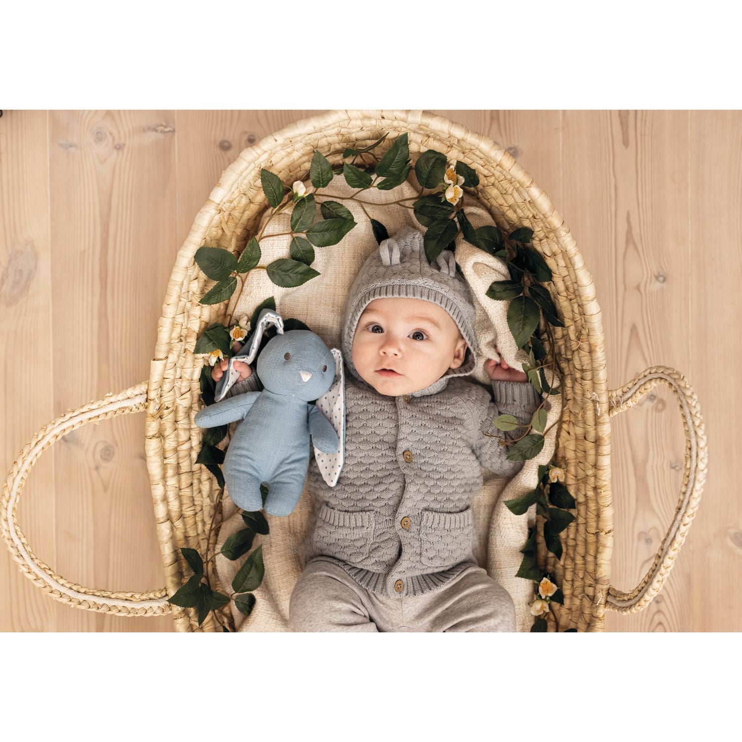 Elina, rabbit in cotton & linen mix, sky blue
